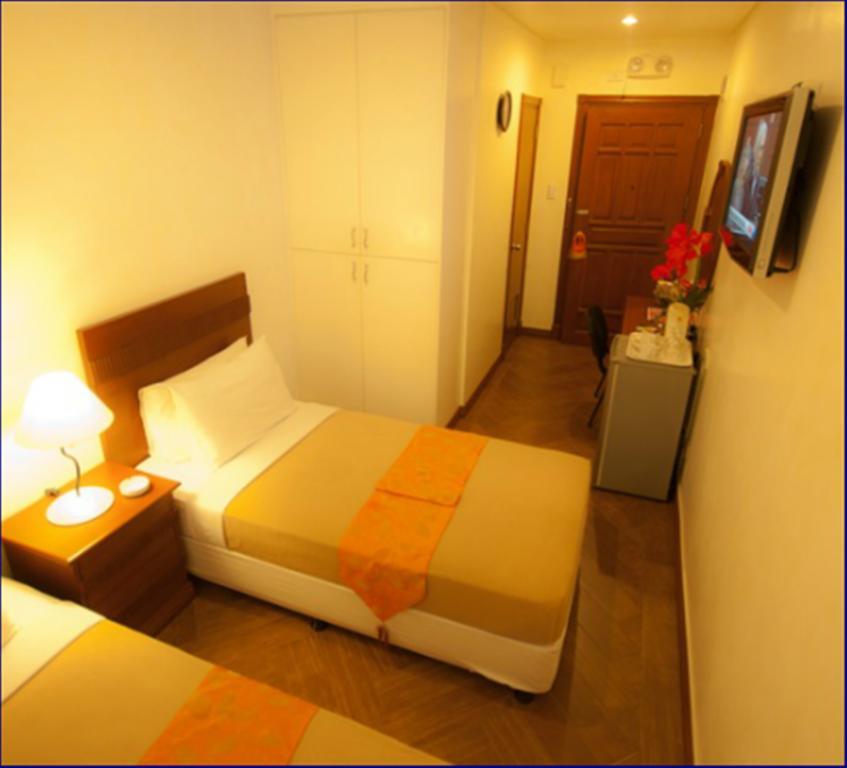 Avitel Hotel Makati City Habitación foto